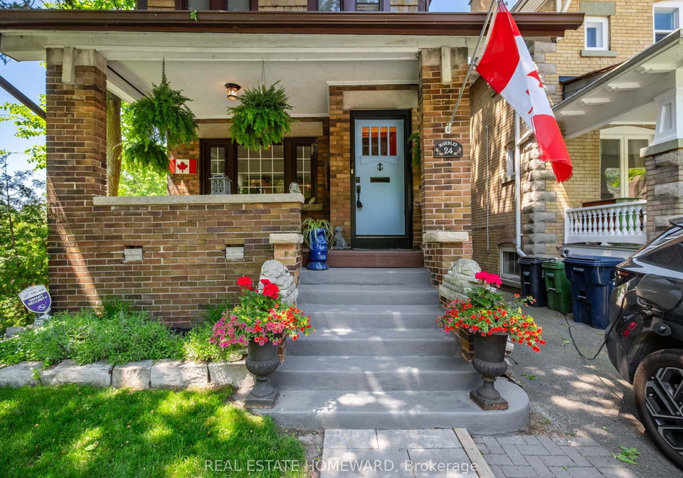 24-waverley-road-toronto-ontario-e13418580