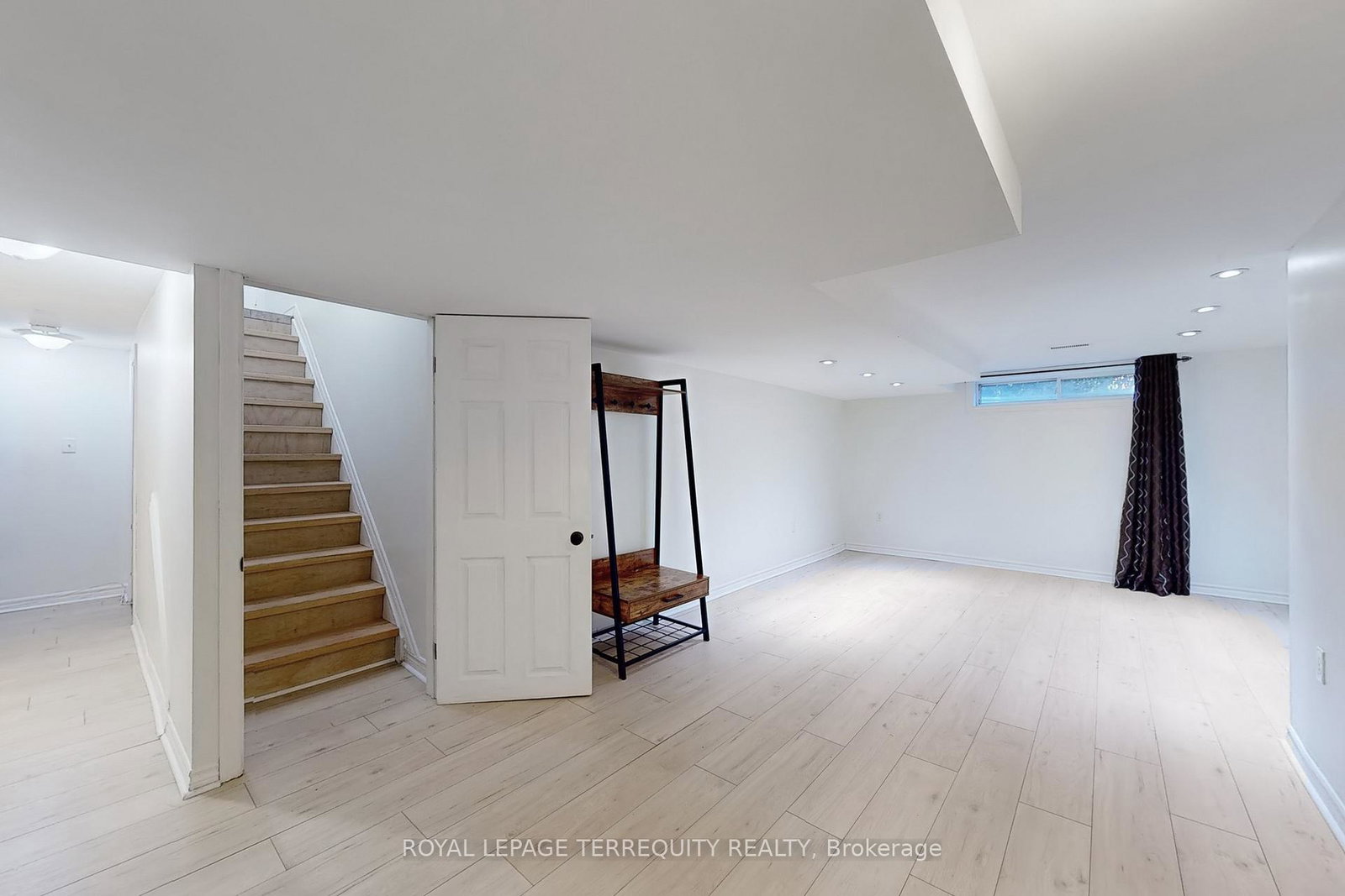 246-elizabeth-street-oshawa-ontario-e13418906