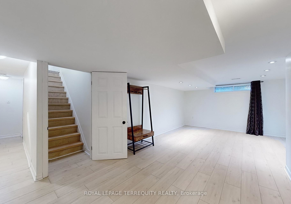 246-elizabeth-street-oshawa-ontario-e13418906
