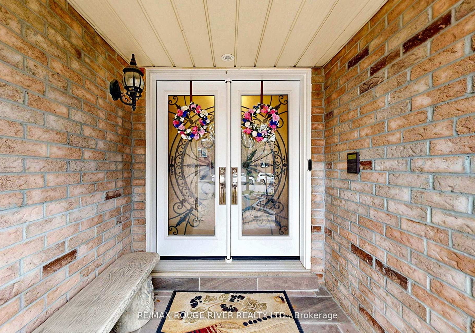 45-rotherglen-road-n-ajax-ontario-e13419232