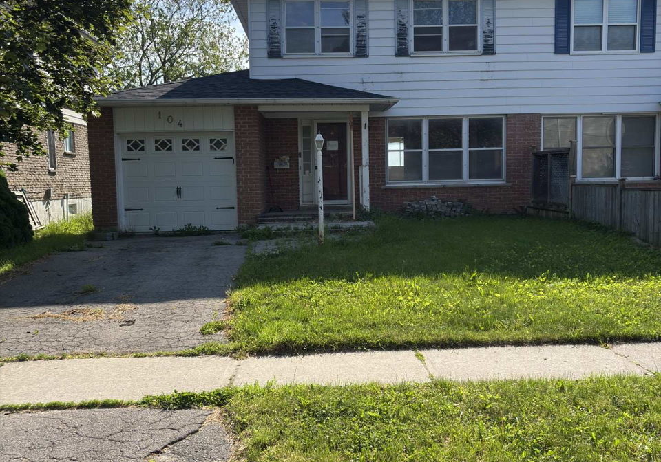 104-doreen-crescent-clarington-ontario-e13419430