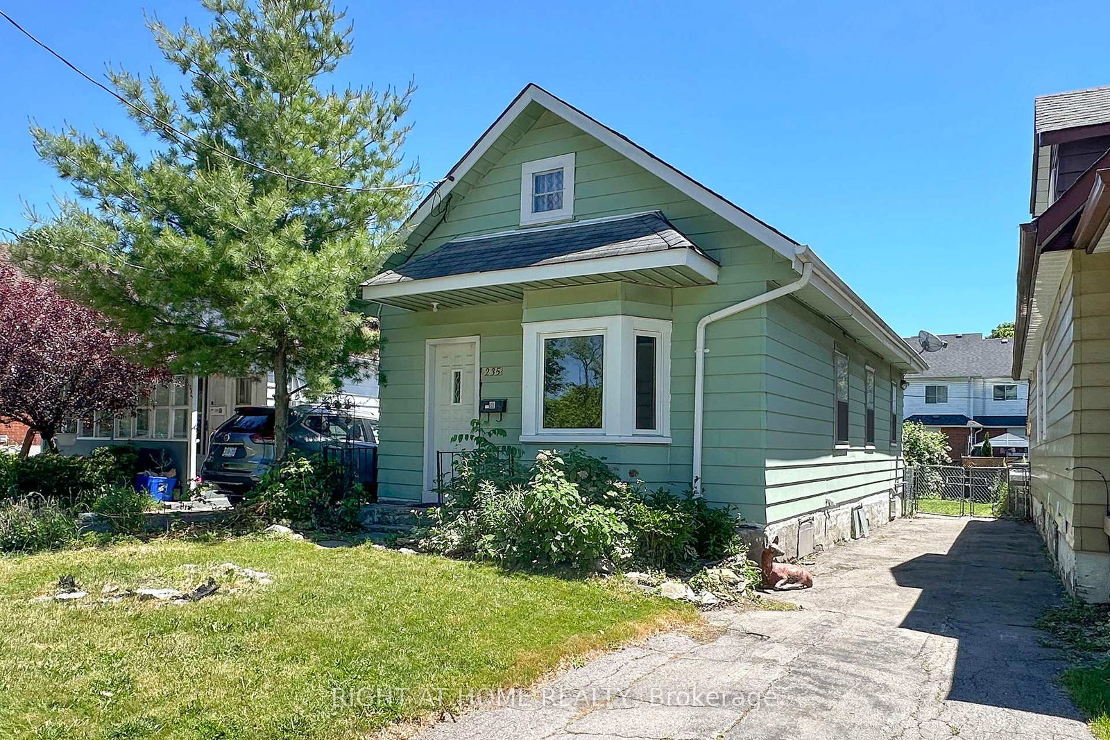 235-edward-avenue-oshawa-ontario-e13420240