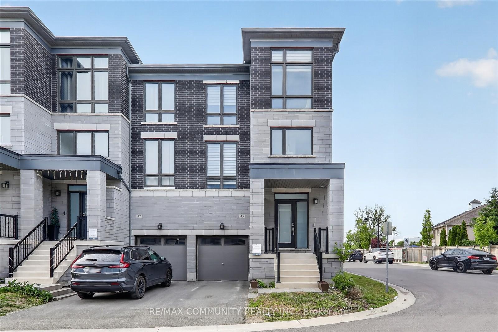 45-douet-lane-ajax-ontario-e13420274