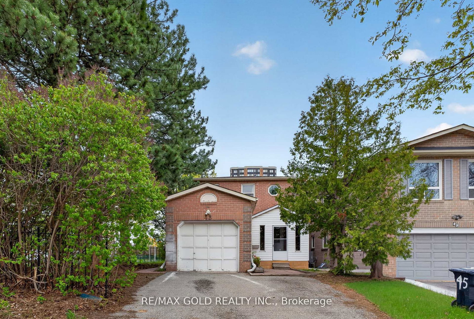 43-saintsbury-square-scarborough-ontario-e13420600
