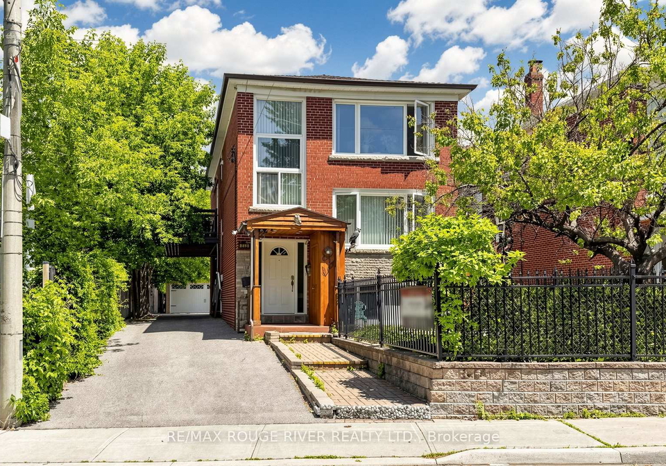 263-oak-park-avenue-east-york-ontario-e13420982
