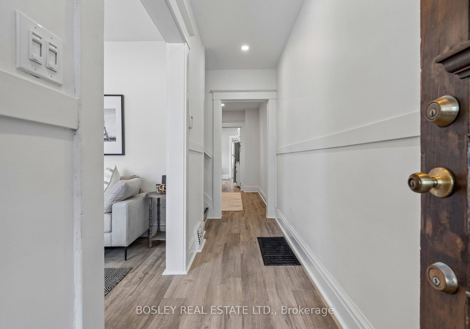11-pape-avenue-toronto-ontario-e13421428