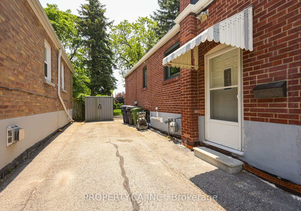 17-park-street-scarborough-ontario-e13421632