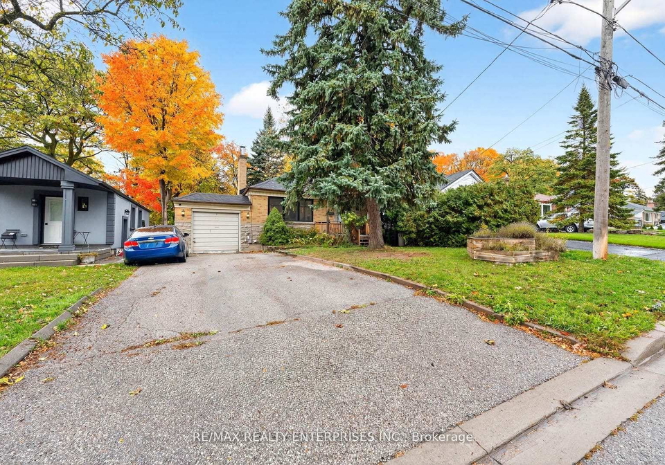 10-colonial-avenue-scarborough-ontario-e13422082
