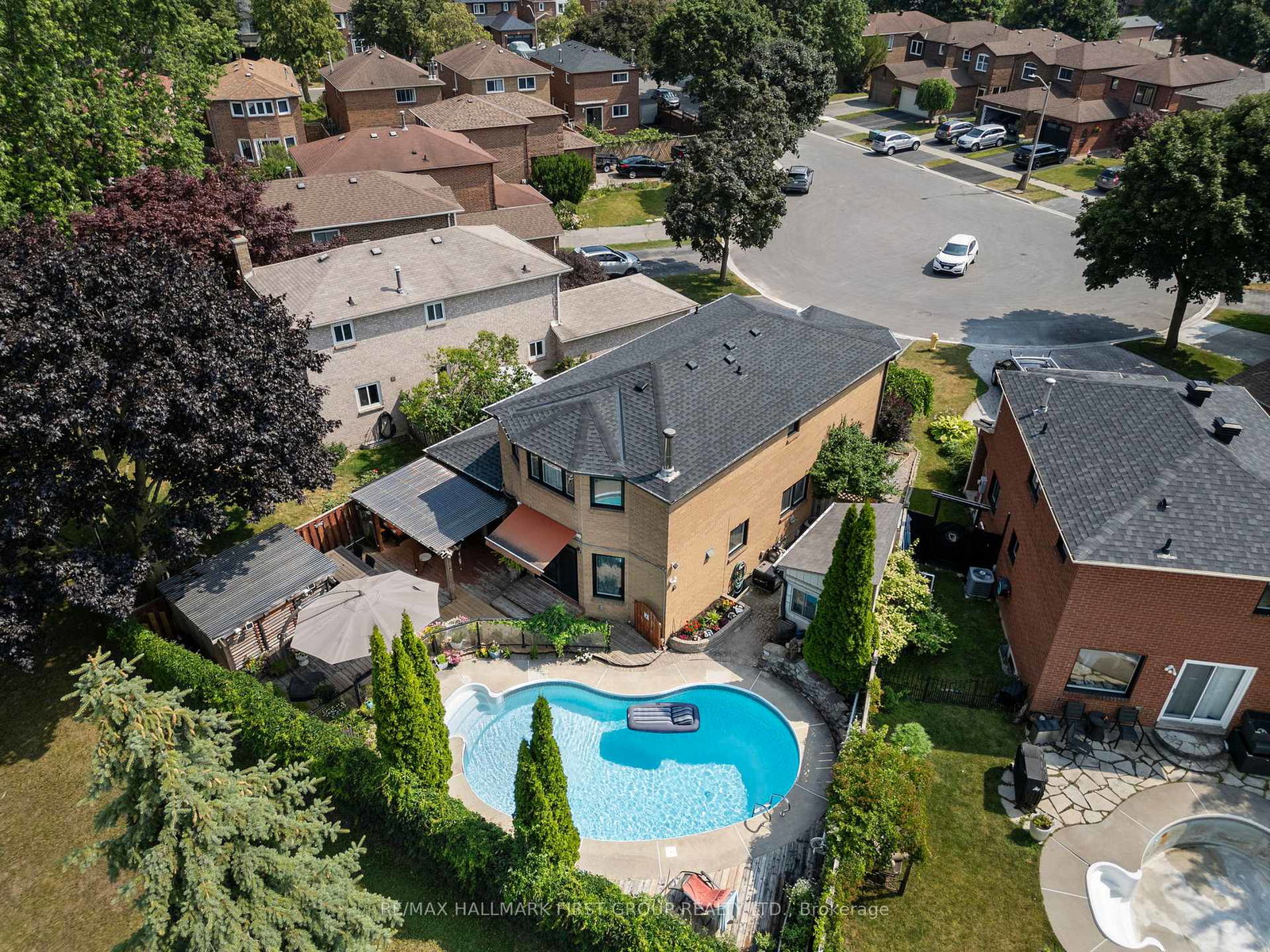 11-bowers-court-ajax-ontario-e13422256