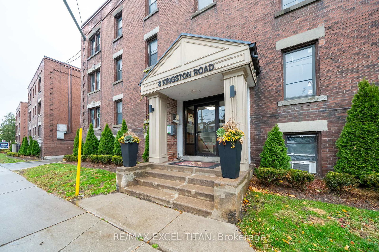 8-kingston-road-toronto-ontario-e13422950