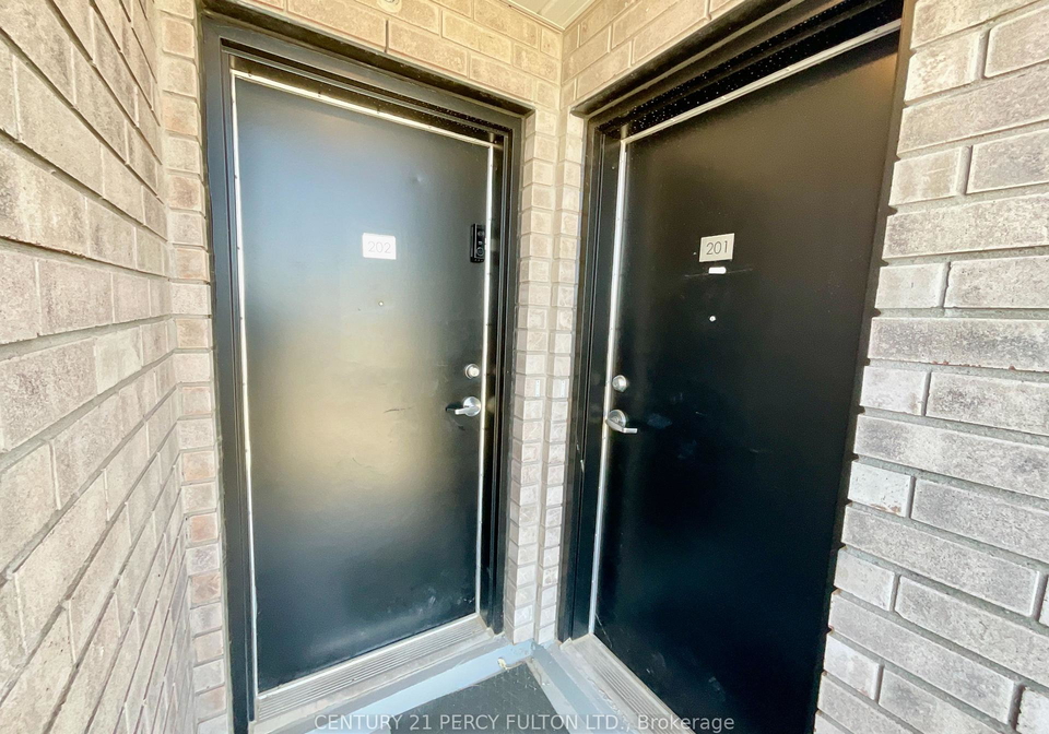 1695-dersan-street-pickering-ontario-e13423190