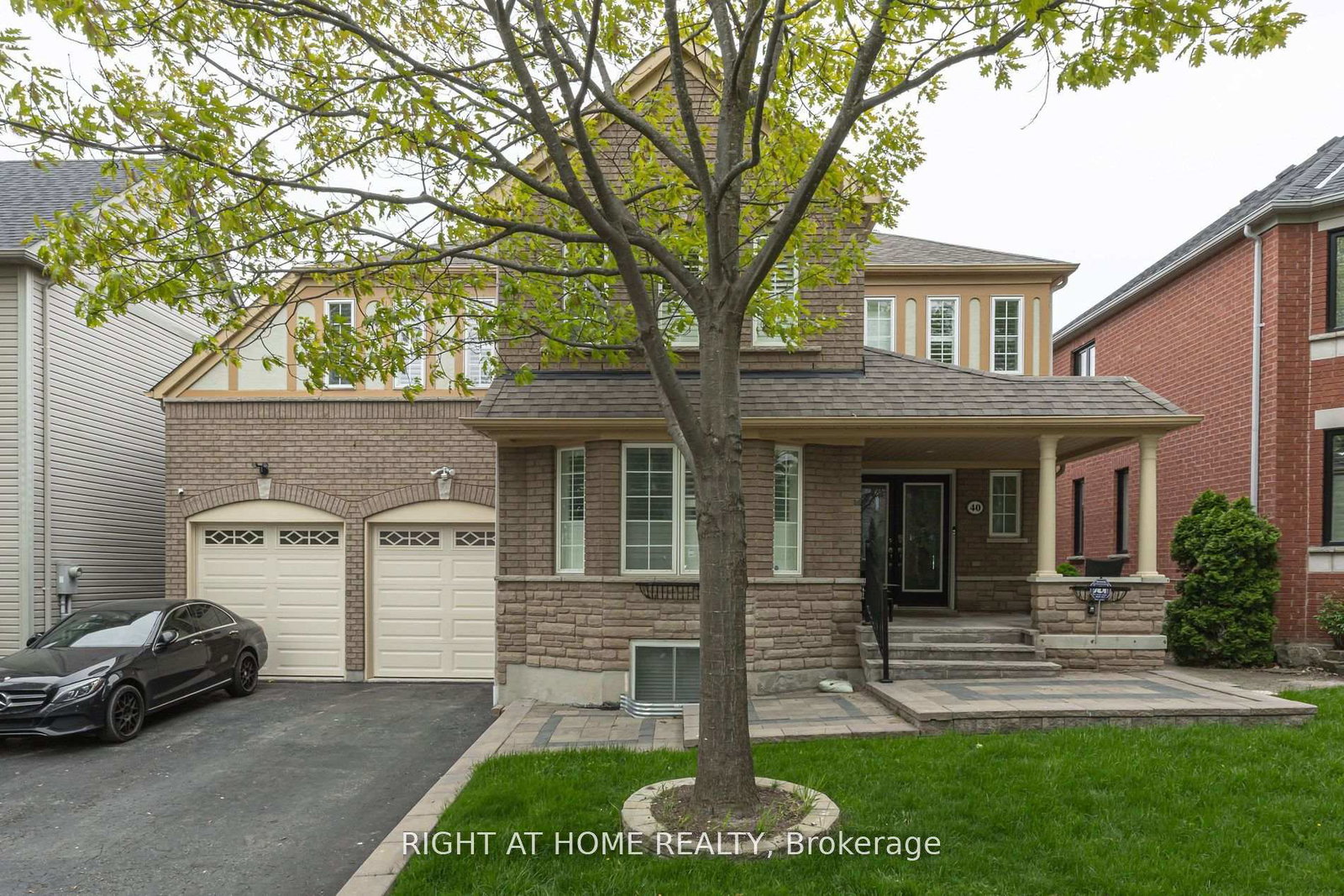 40-sabbe-crescent-ajax-ontario-e13423976