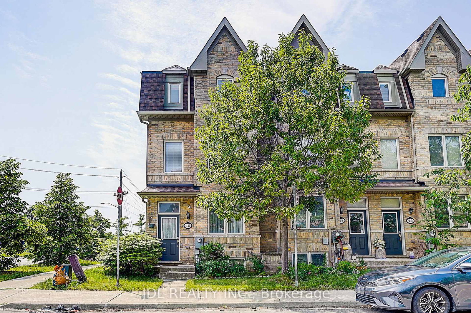 49-kawneer-terrace-scarborough-ontario-e13424150