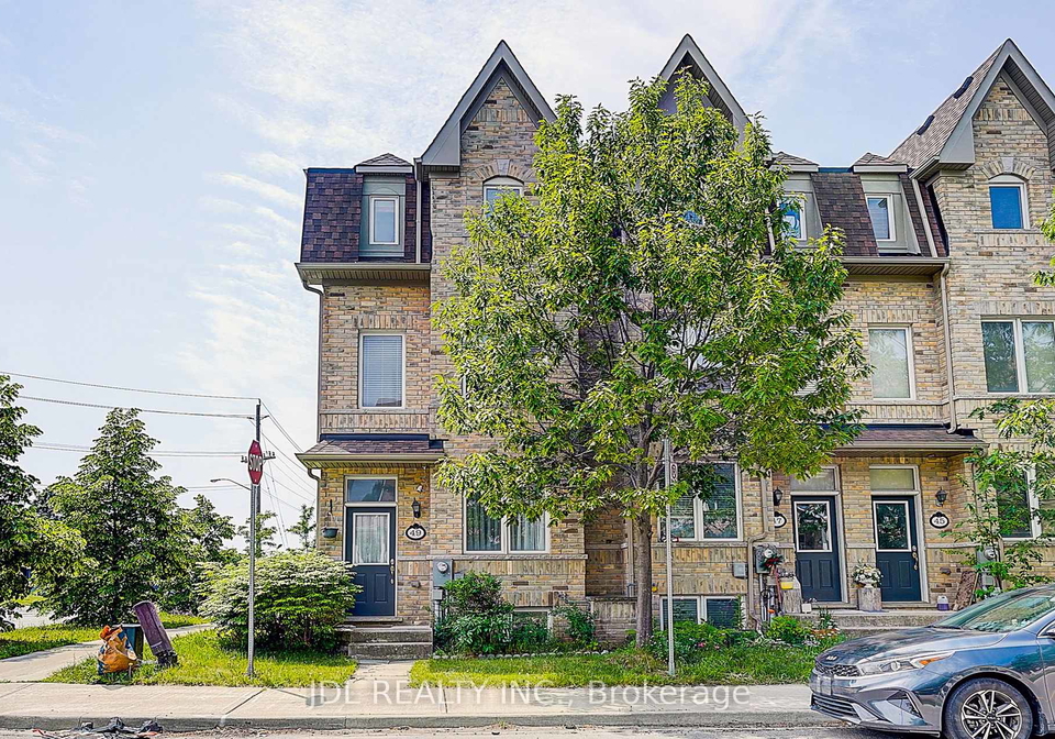 49-kawneer-terrace-scarborough-ontario-e13424150
