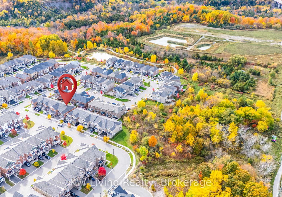 1010-reflection-place-pickering-ontario-e13424740