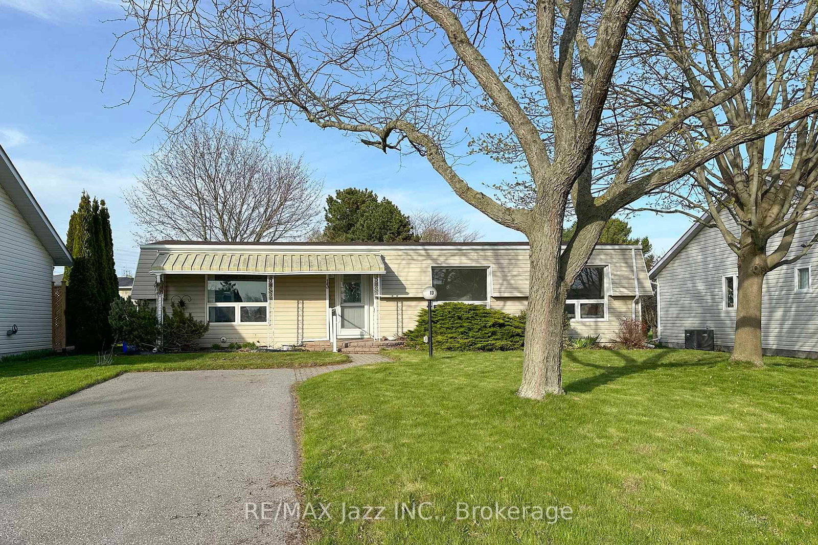 13-steelhead-lane-clarington-ontario-e13424972