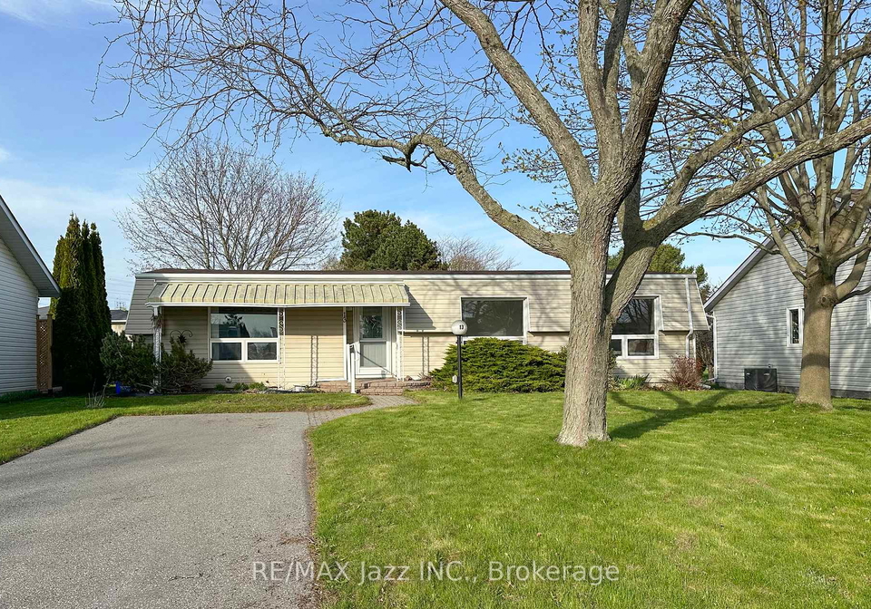 13-steelhead-lane-clarington-ontario-e13424972