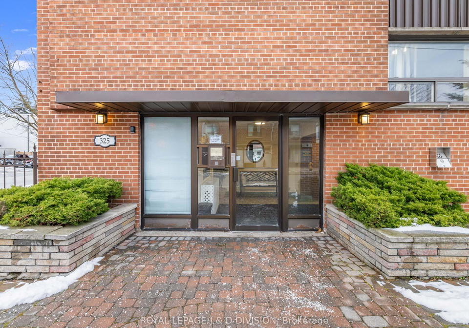 325-sammon-avenue-east-york-ontario-e13425254