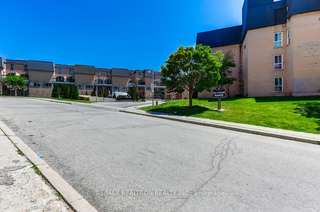 100-mornelle-court-scarborough-ontario-e13425502