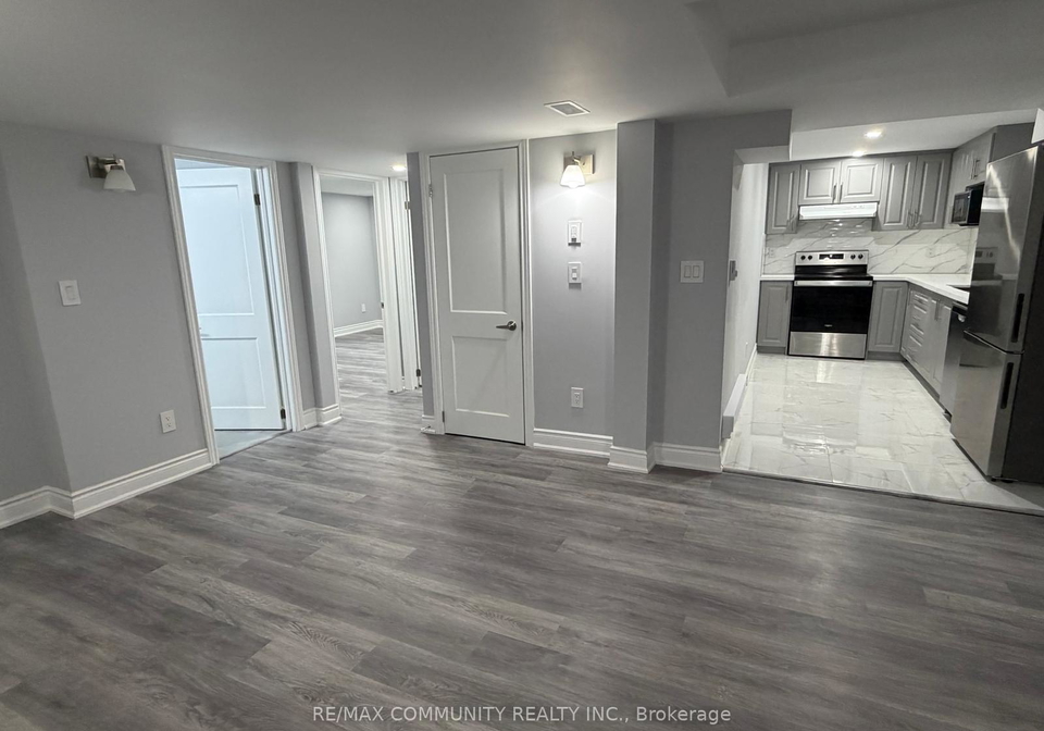 224-fleetwood-drive-oshawa-ontario-e13425614
