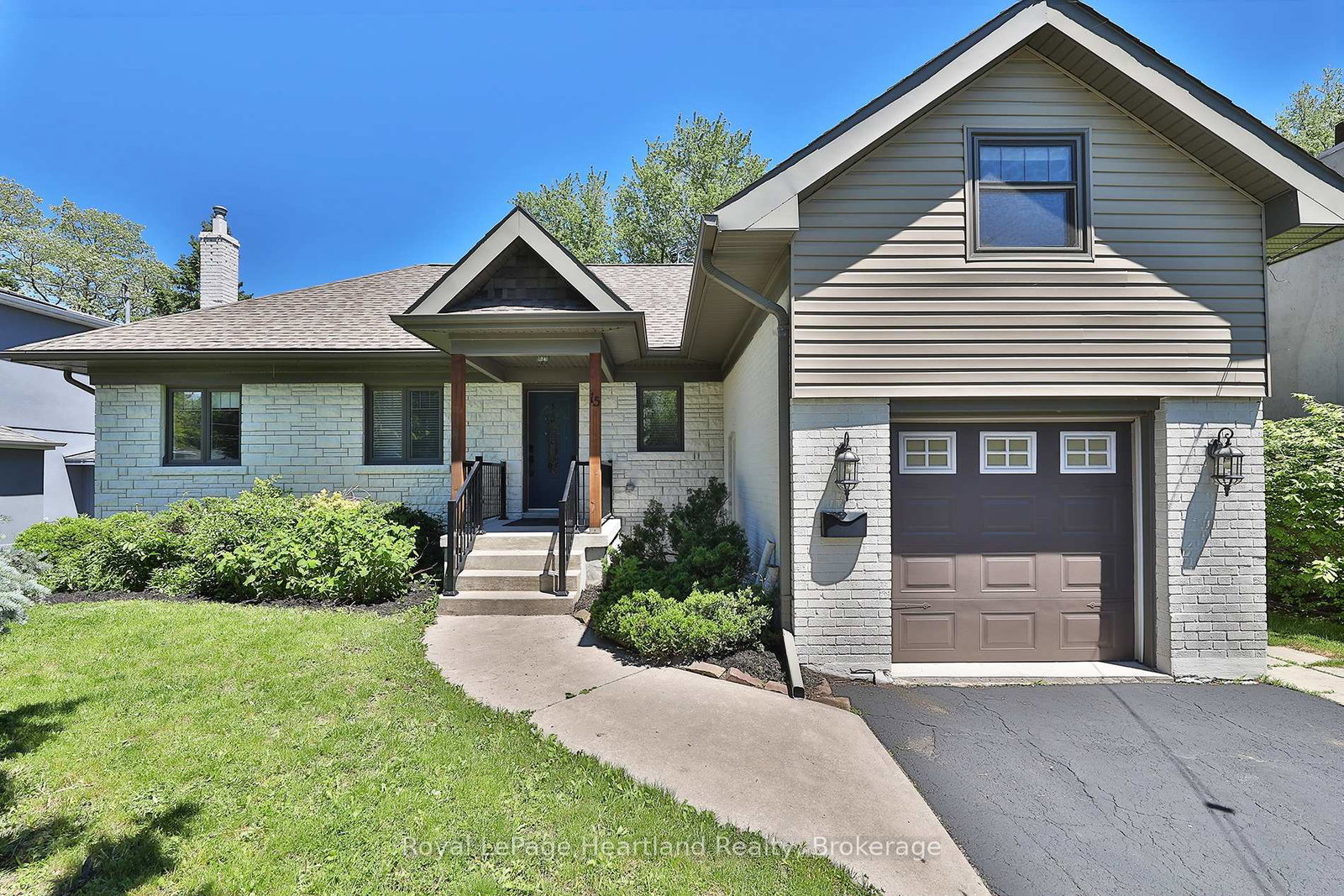 15-scarborough-heights-boulevard-scarborough-ontario-e13426022