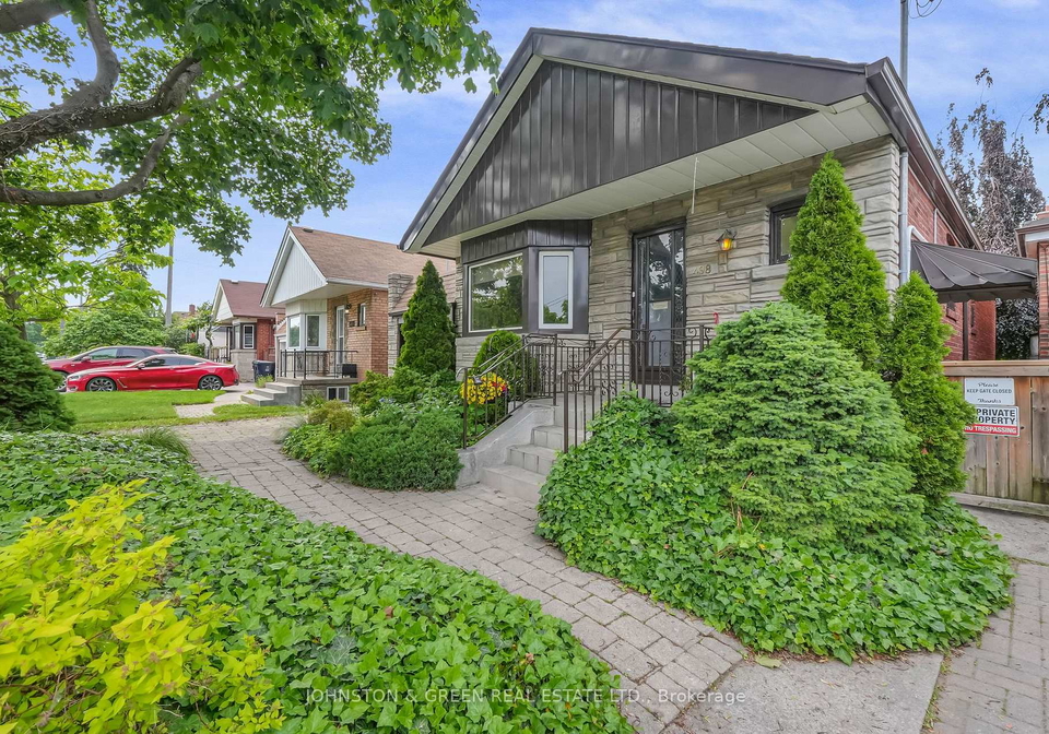 498-plains-road-east-york-ontario-e13426592