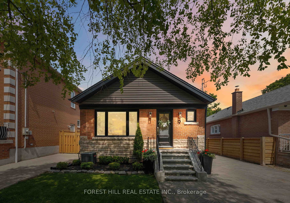 9-marilyn-crescent-east-york-ontario-e13426618