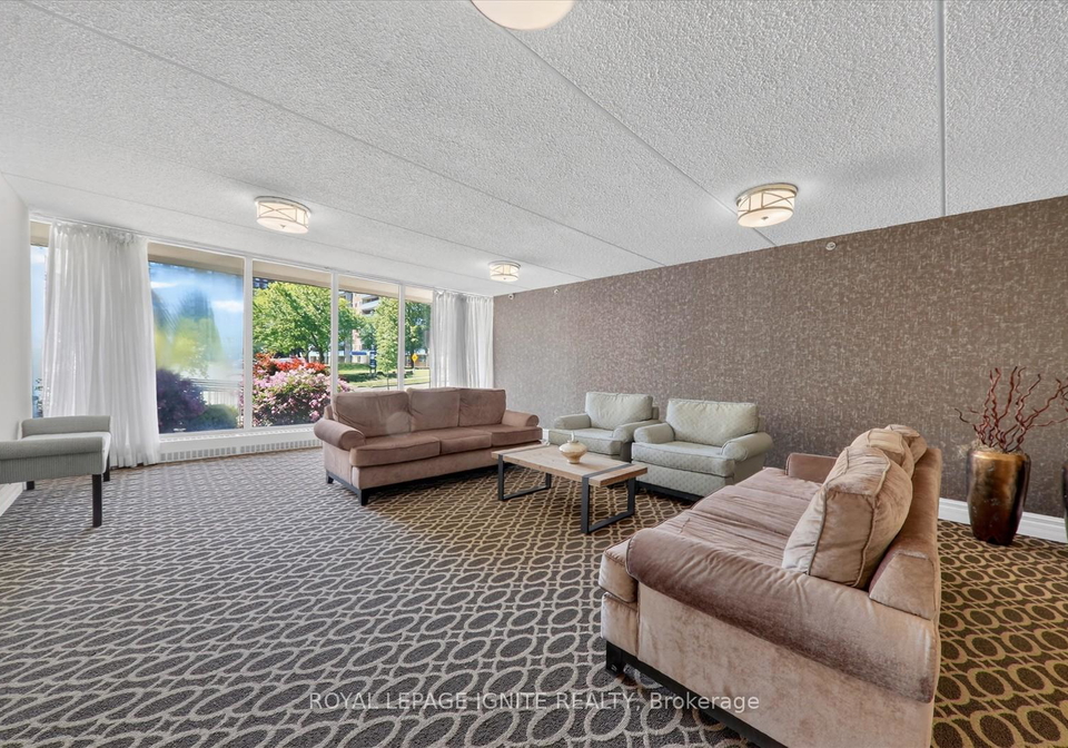 2-glamorgan-avenue-scarborough-ontario-e13427122