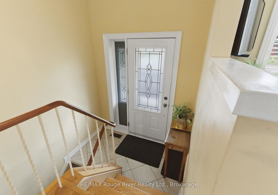 910-crocus-crescent-whitby-ontario-e13427286