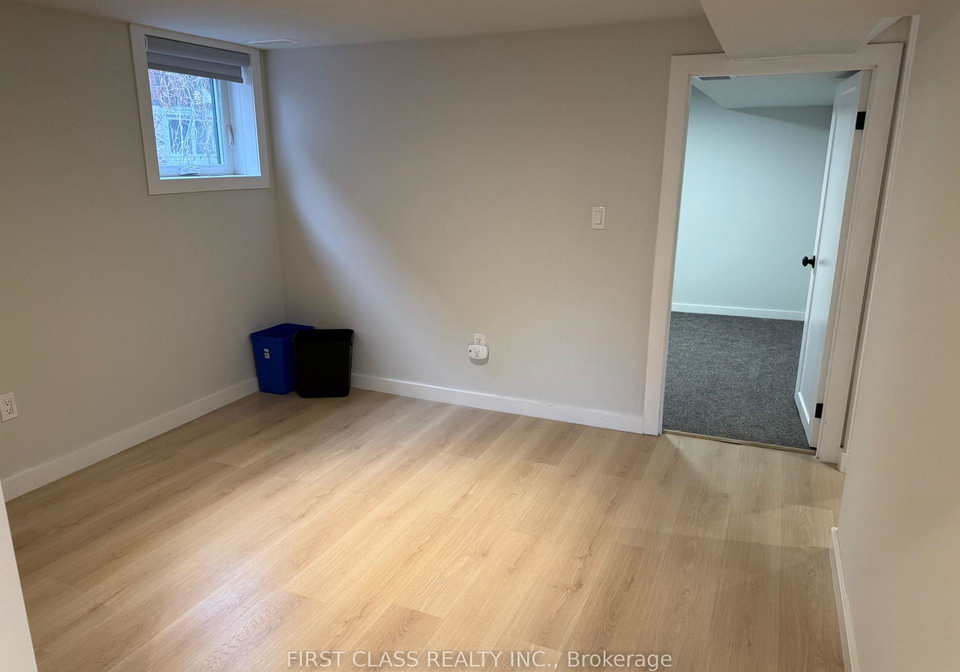 259-floyd-avenue-east-york-ontario-e13428110