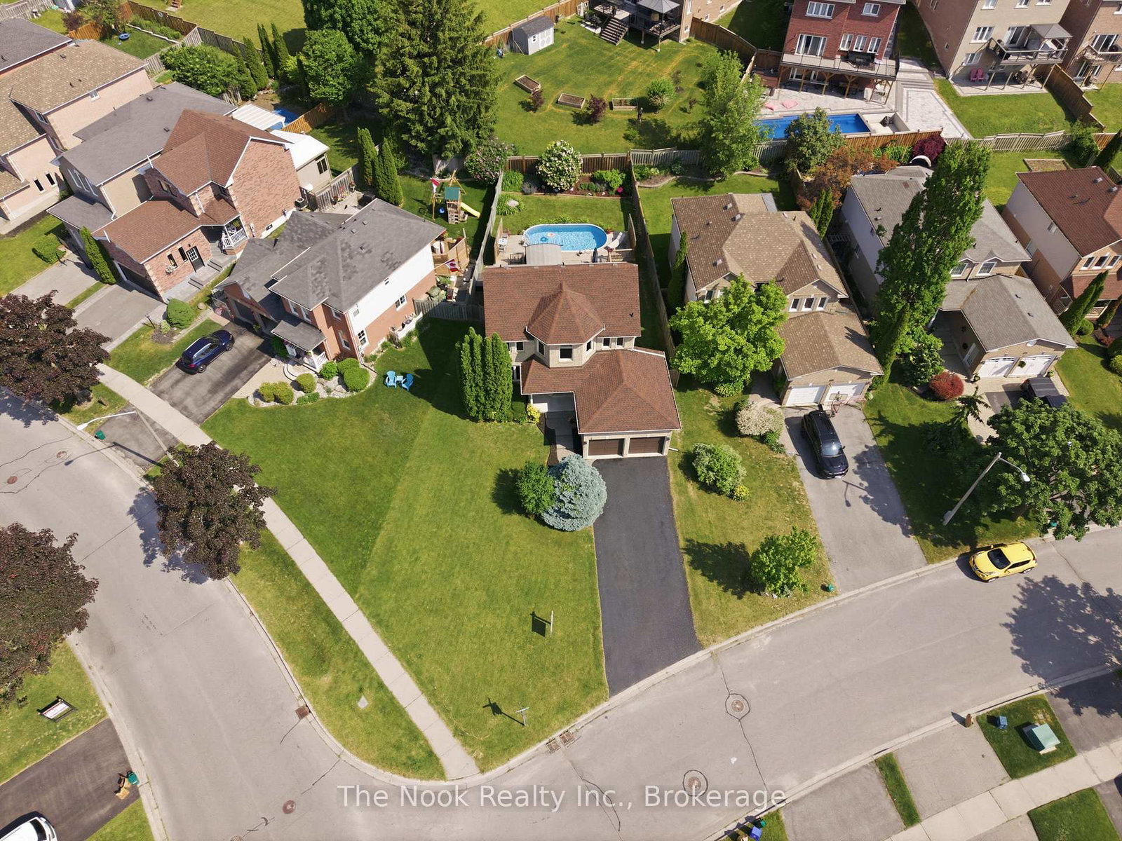 2-ireland-street-clarington-ontario-e13428206