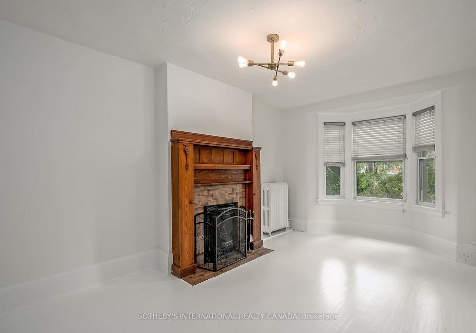 38-browning-avenue-east-york-ontario-e13428240