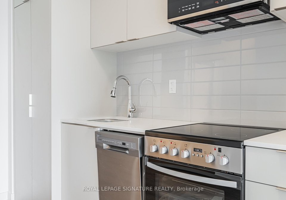 4569-kingston-road-scarborough-ontario-e13428444