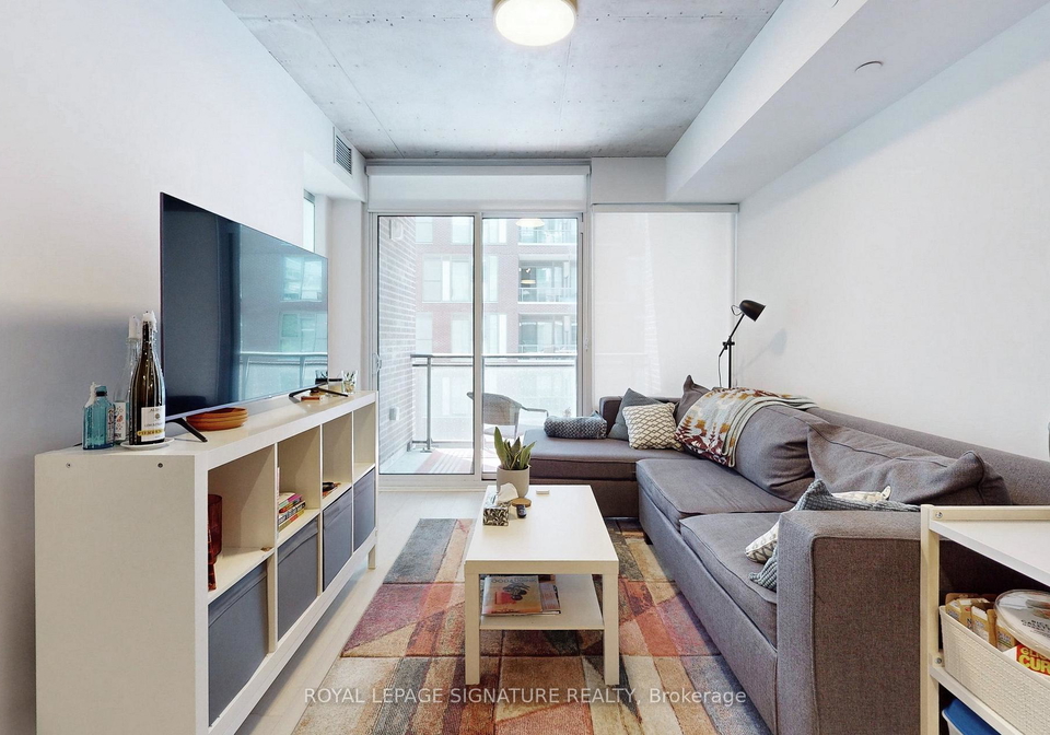 45-baseball-place-toronto-ontario-e13428478