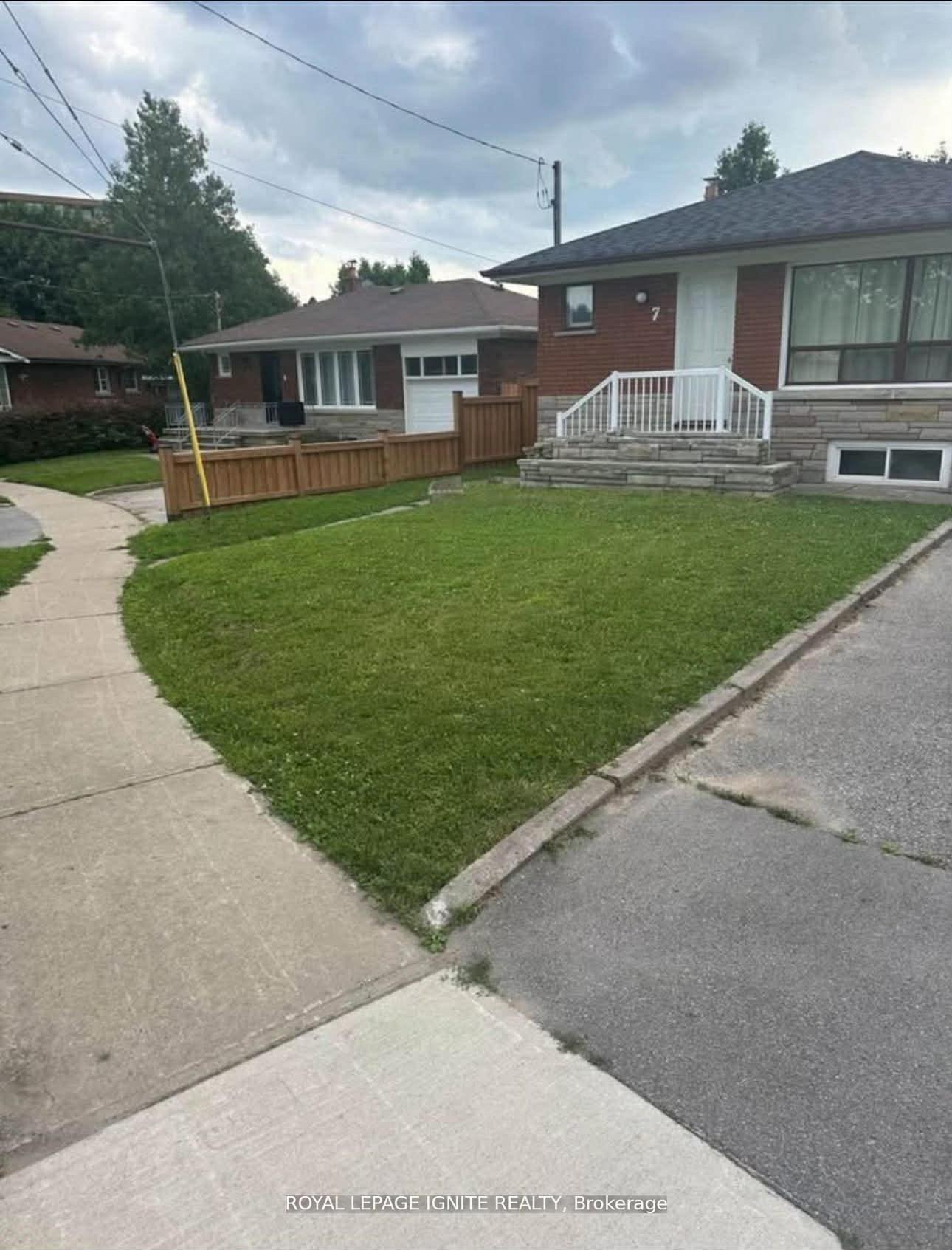 7-toulon-road-scarborough-ontario-e13428874