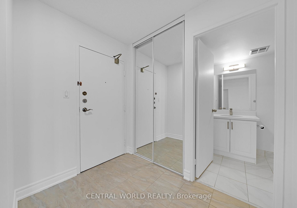 75-bamburgh-circle-scarborough-ontario-e13429094