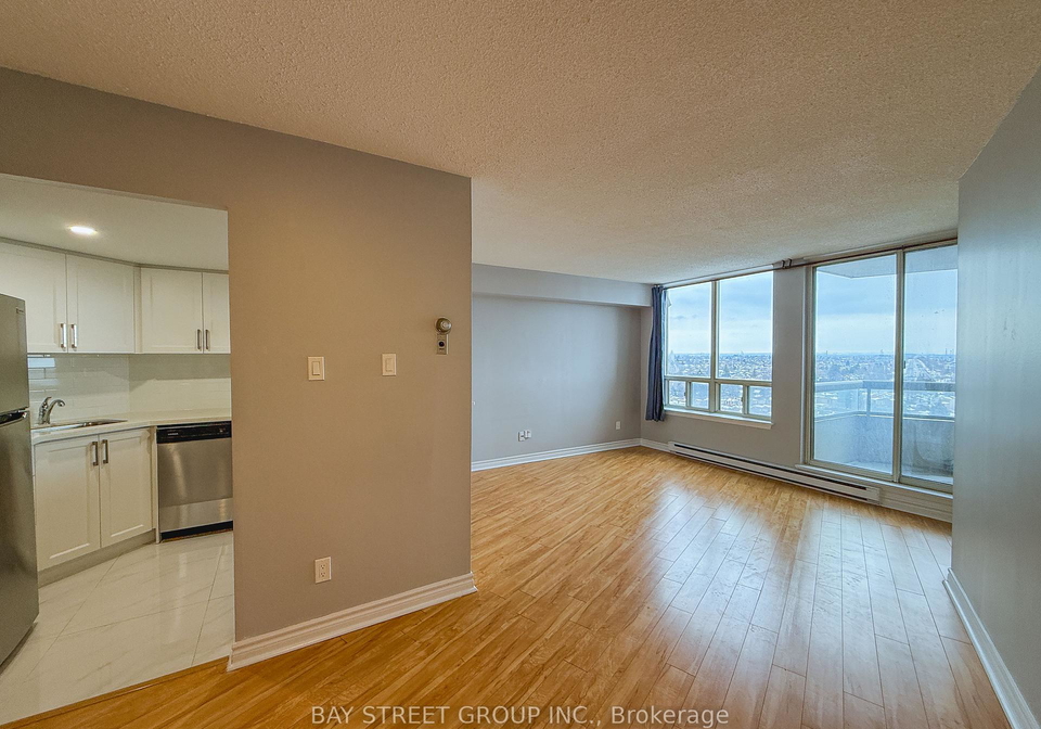 150-alton-towers-circle-scarborough-ontario-e13429334