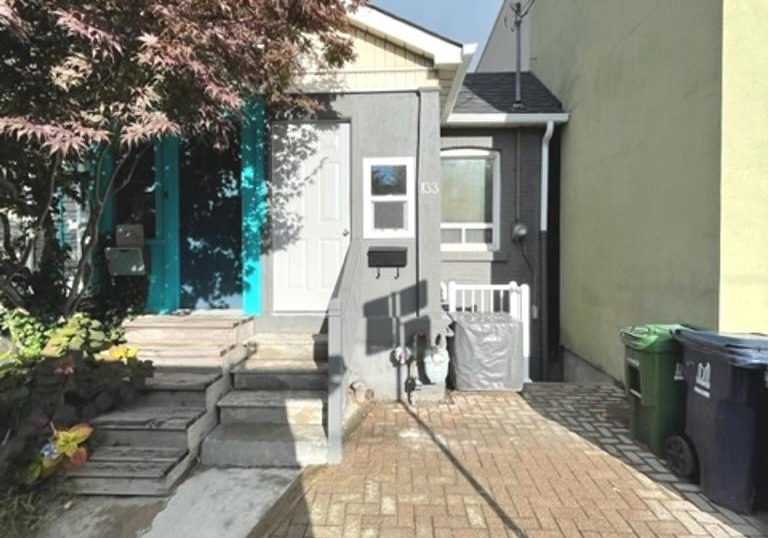133-coxwell-avenue-e-toronto-ontario-e13429638