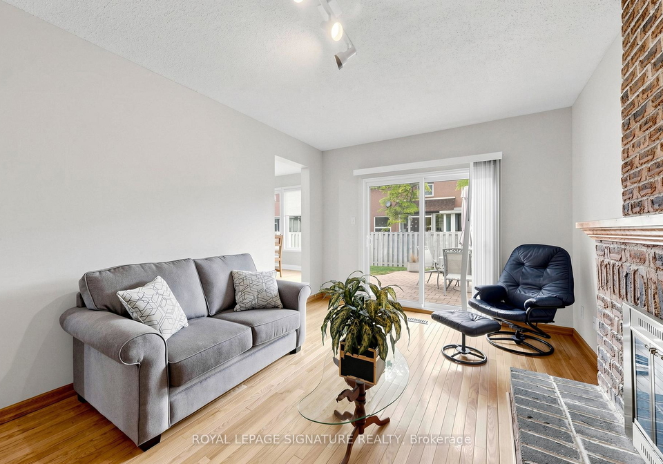 46-gaslight-crescent-scarborough-ontario-e13429826