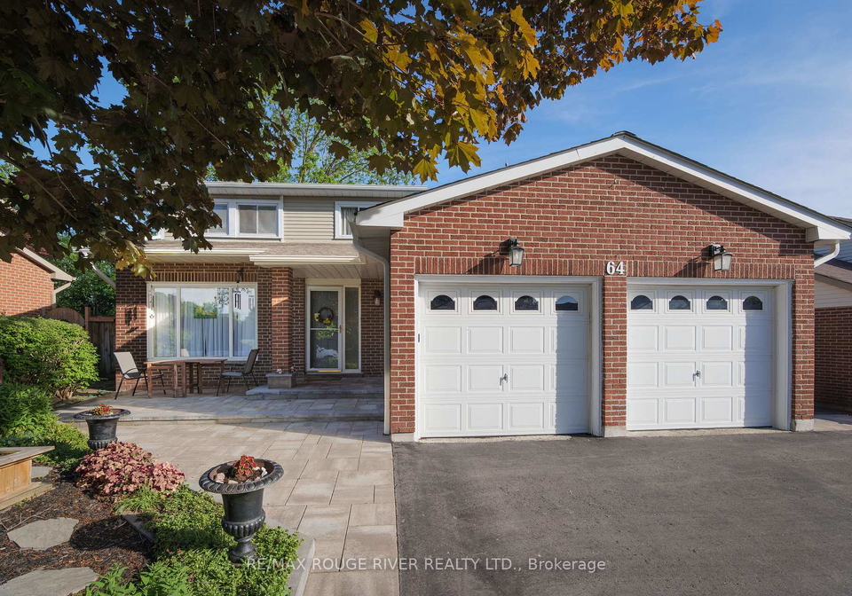 64-burden-crescent-ajax-ontario-e13429864