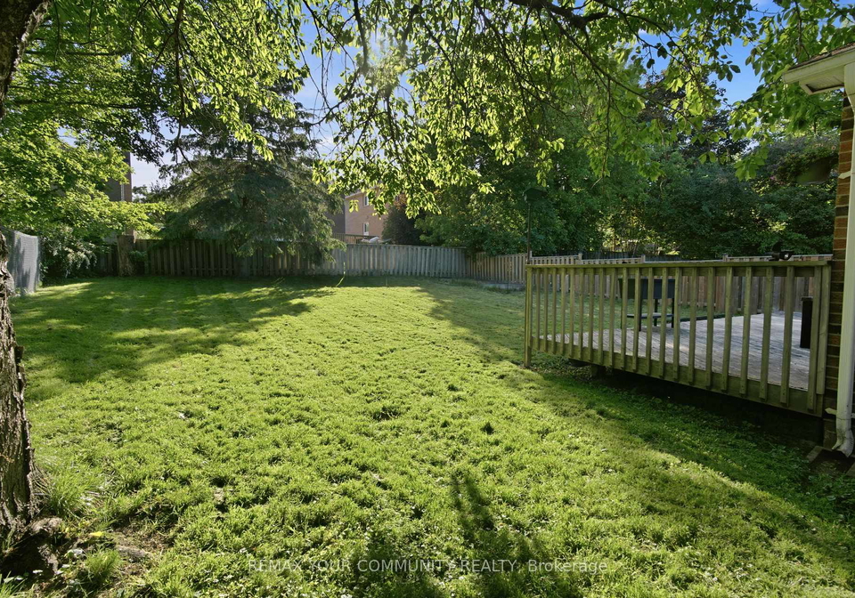 1027-benton-crescent-pickering-ontario-e13430364