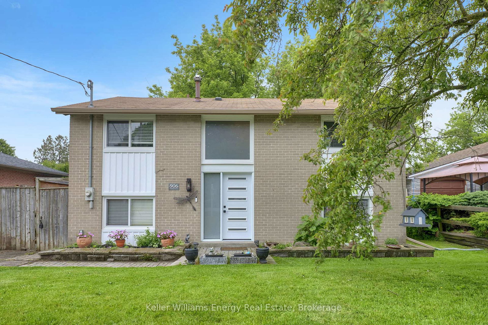 906-centre-street-n-whitby-ontario-e13431534