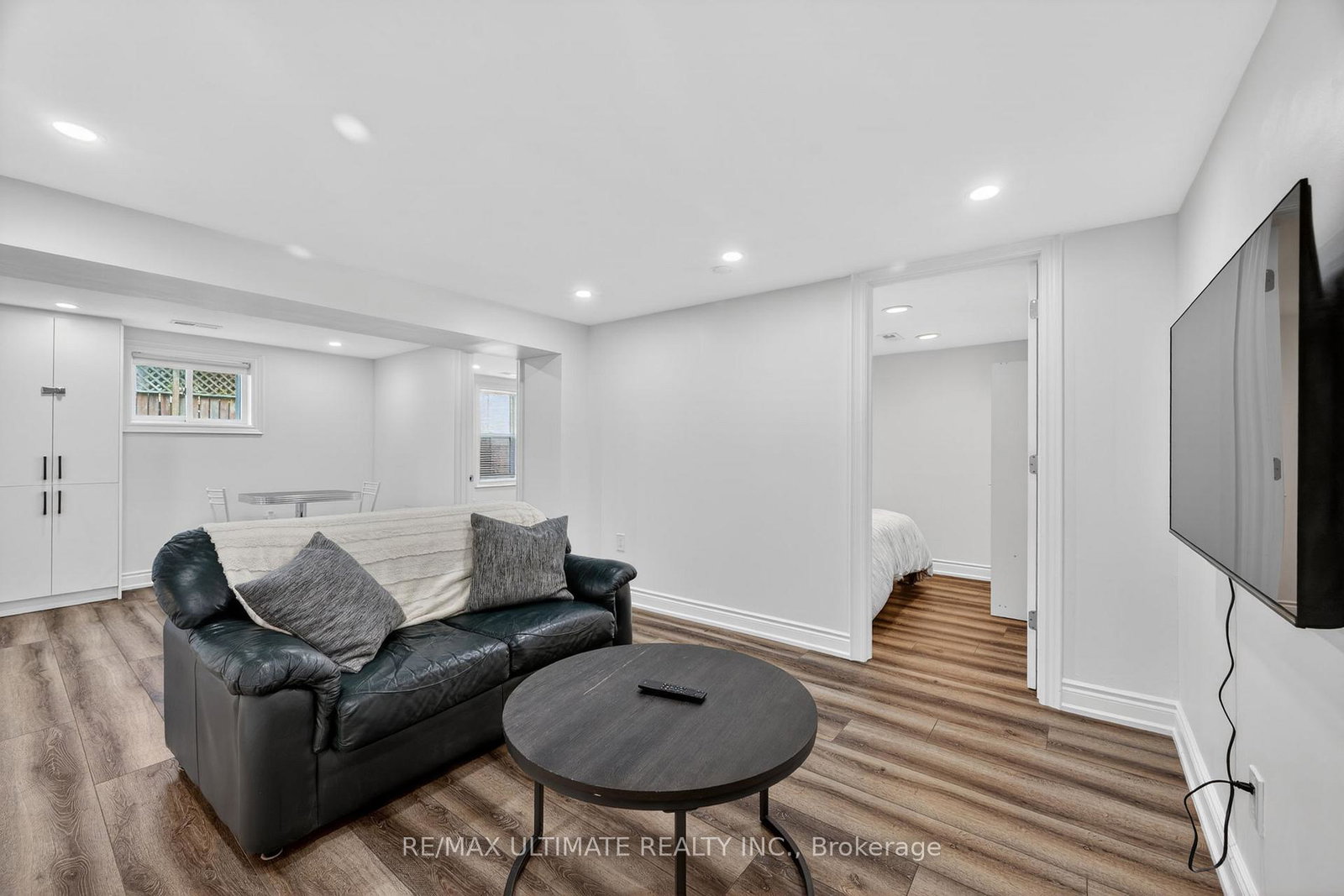 818-krosno-boulevard-pickering-ontario-e13432002