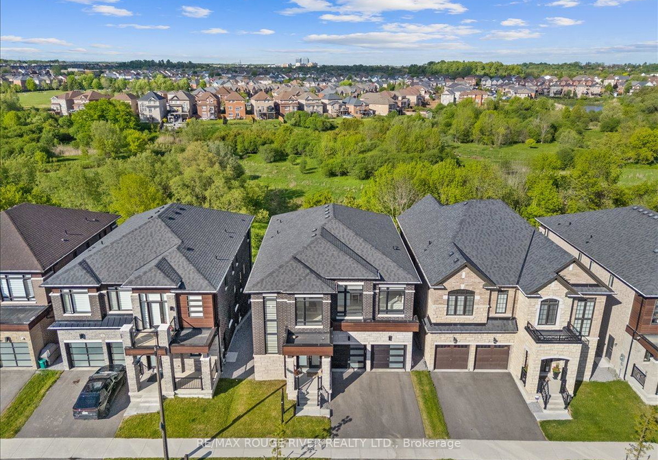 39-armilia-place-whitby-ontario-e13432016