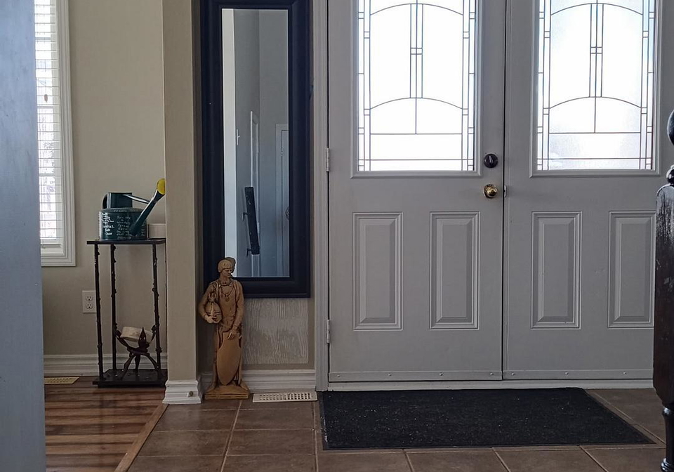 1316-macinally-court-oshawa-ontario-e13432252