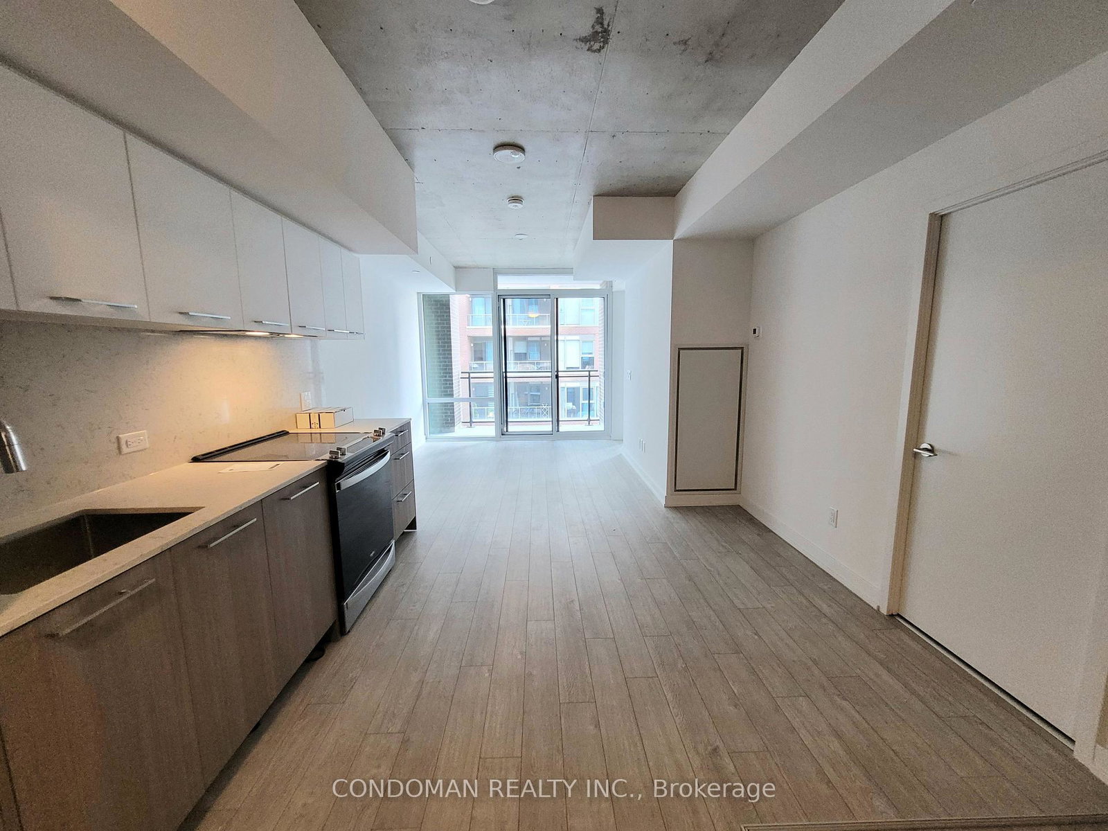 45-baseball-place-toronto-ontario-e13432962