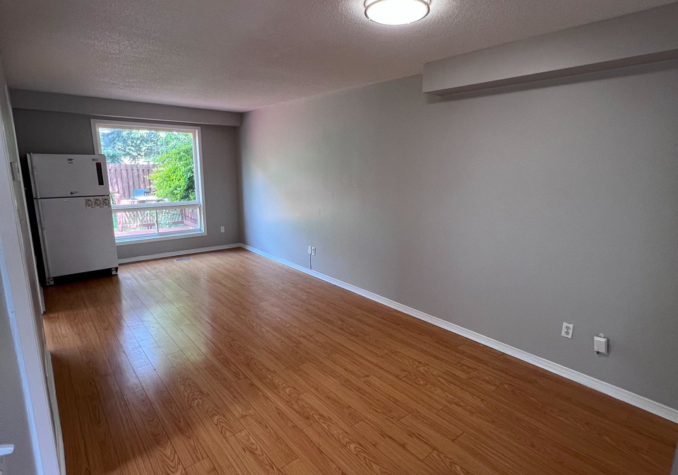 1793-mcgill-street-oshawa-ontario-e13433058