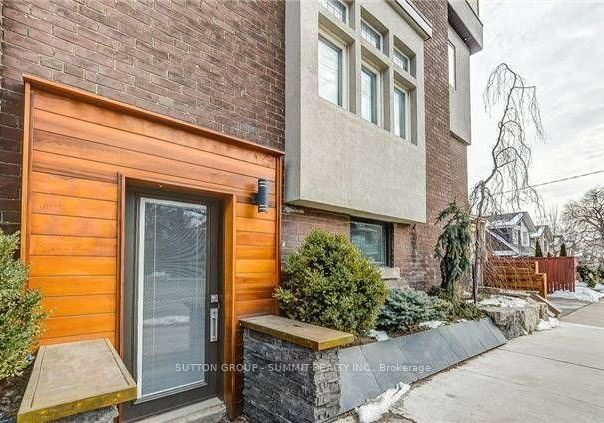 1-columbine-avenue-toronto-ontario-e13433846