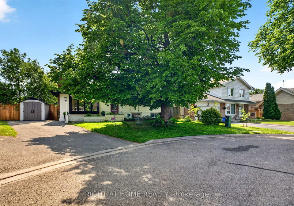 20-cardiff-court-whitby-ontario-e13434122