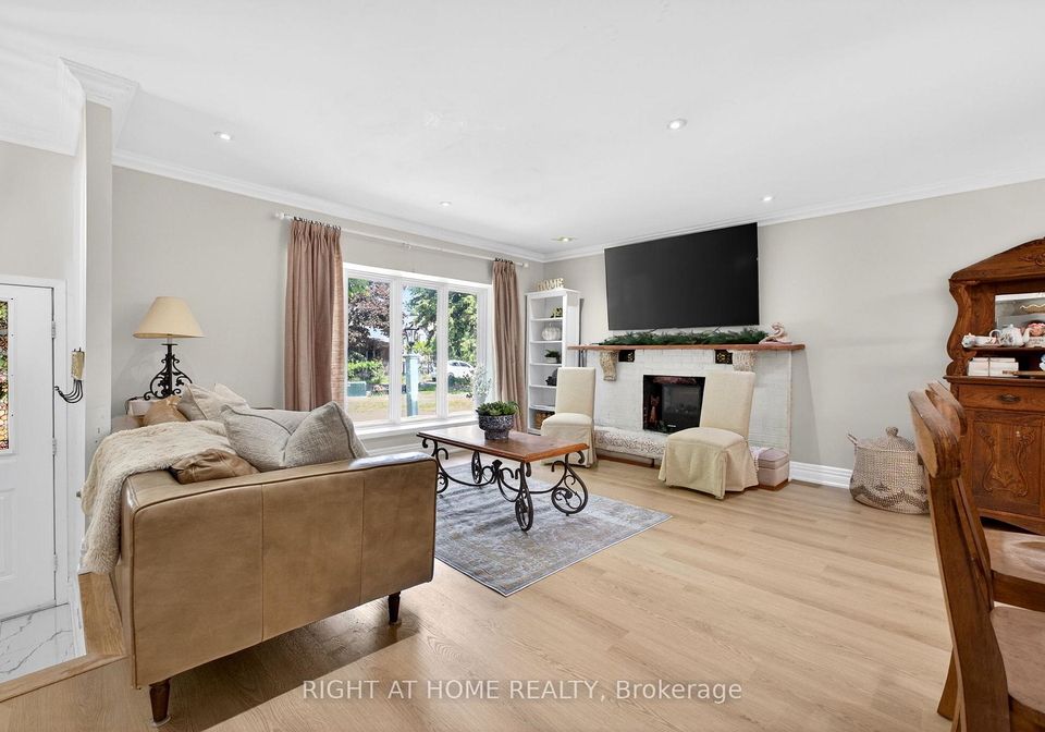 20-cardiff-court-whitby-ontario-e13434122